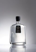 Load image into Gallery viewer, Single Botanical Vodka/Gin = Juniper - Silver Medal
